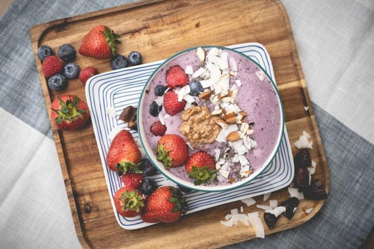 Purple smoothie bowl